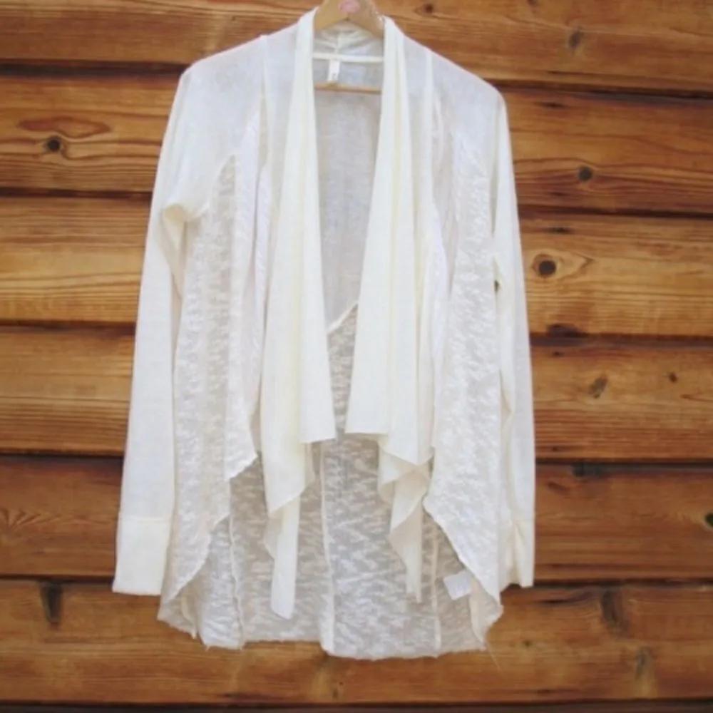 NWOT Anthropologie Tiny Cream Cardigan - Image 3