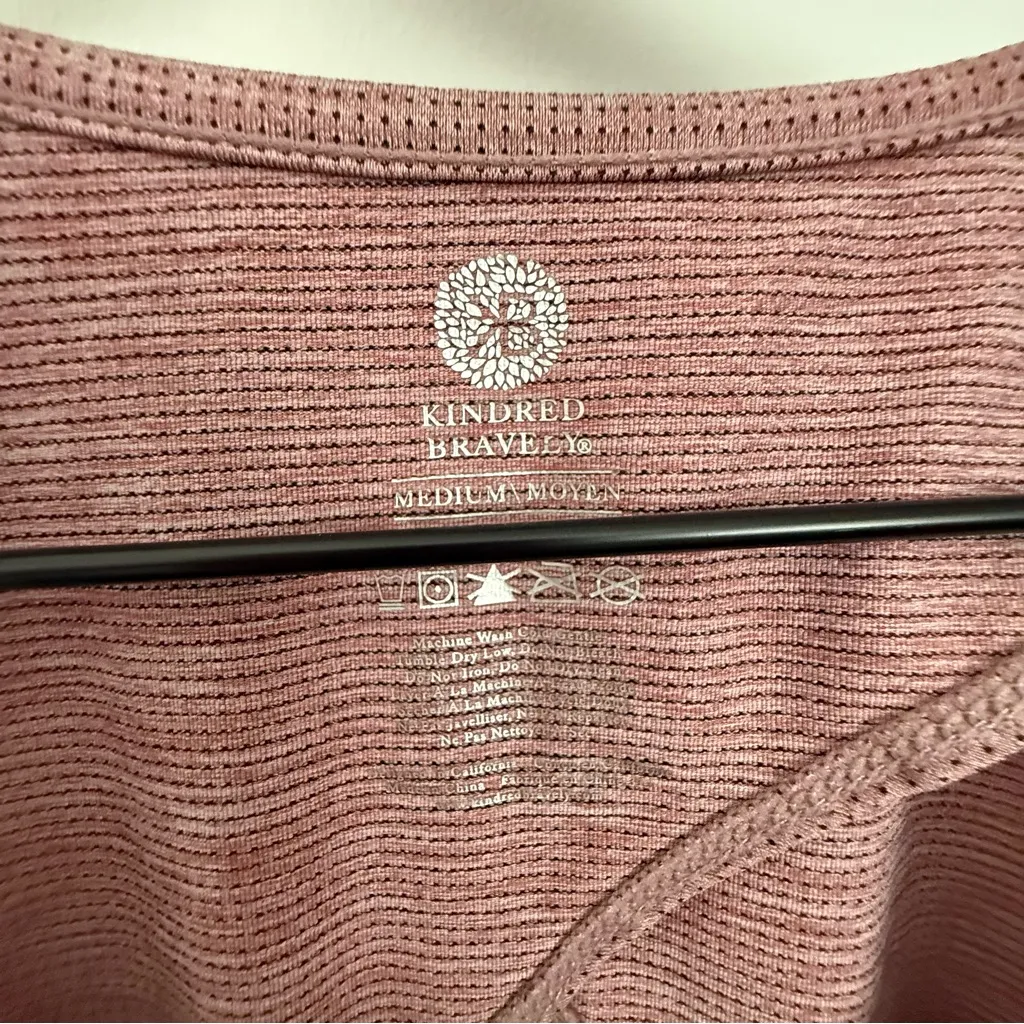Kindred Bravely Medium Breathable Keyhole Athletic Top Mauve Maternity Nursing Pink Size undefined - Image 3