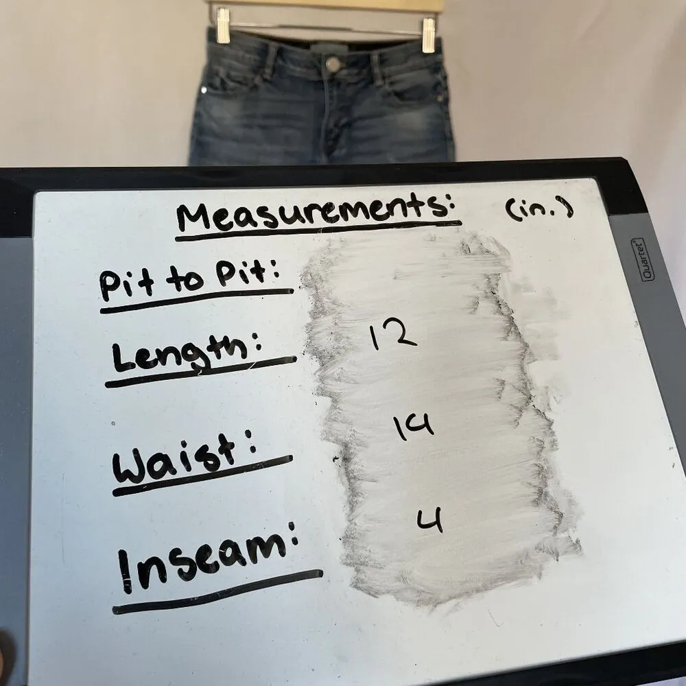 Rewind shorts blue denim light wash summer women's size 27 casual pants comfort - Image 4