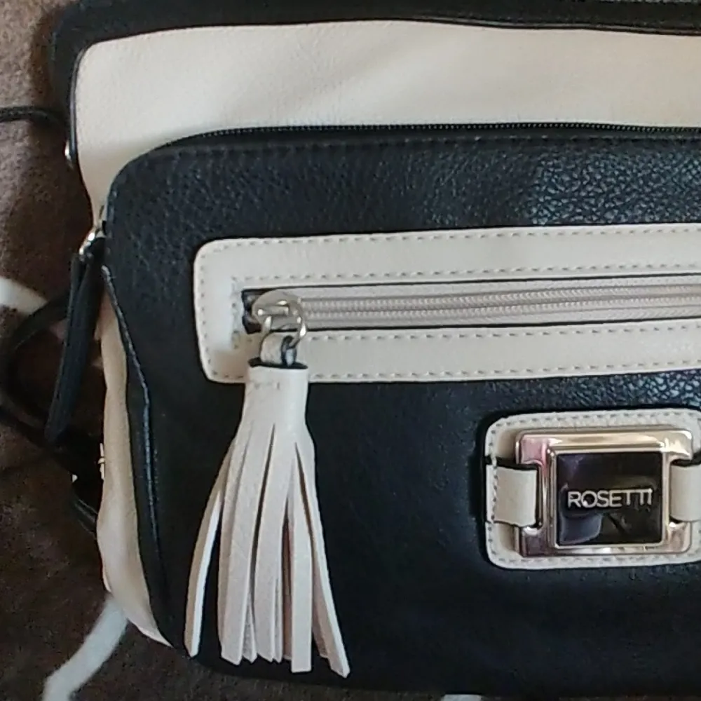 Rosetti Black and White Crossbody Bag - Image 5