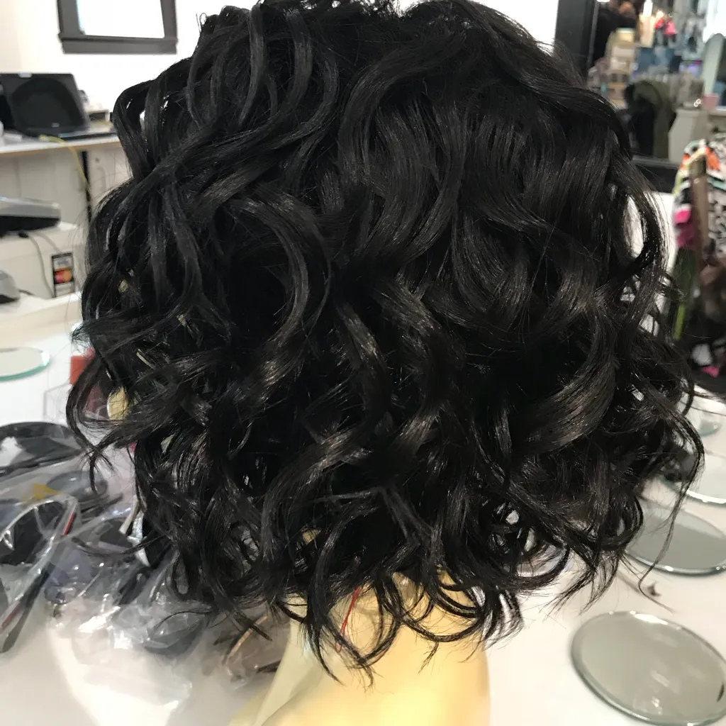 Wig Swisslace Lacefront Short Curly black - Image 4