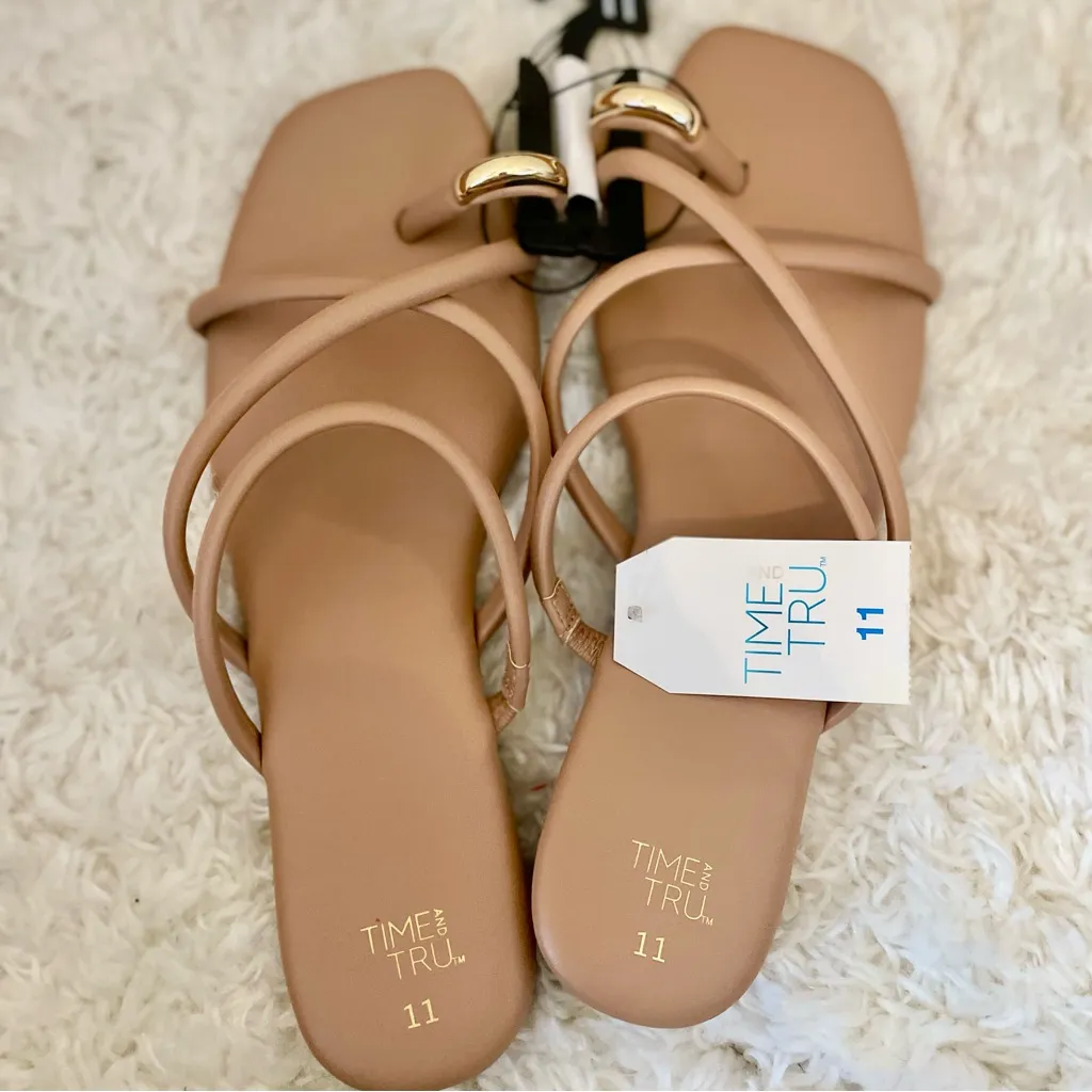 Time‎ and Tru Women's Nude Strappy Sandals Tan Size 11 - Image 2