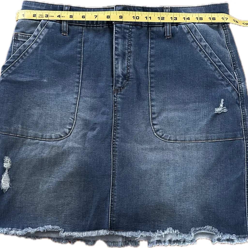 Democracy Sz 12 Ab solution denim mini frayed skirt - Image 6