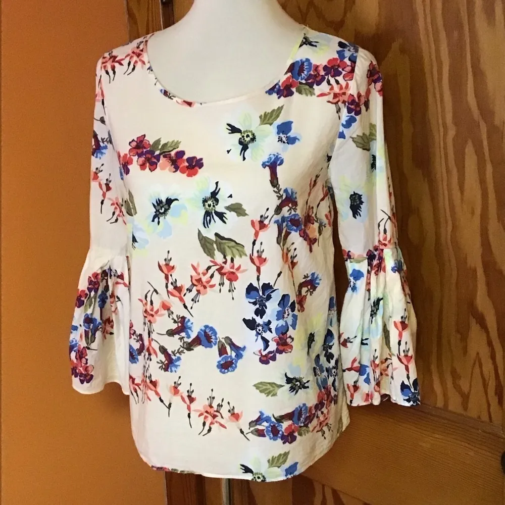 Jane & Delancey Floral Bell Sleeve Blouse Boho Romantic Top - Image 12