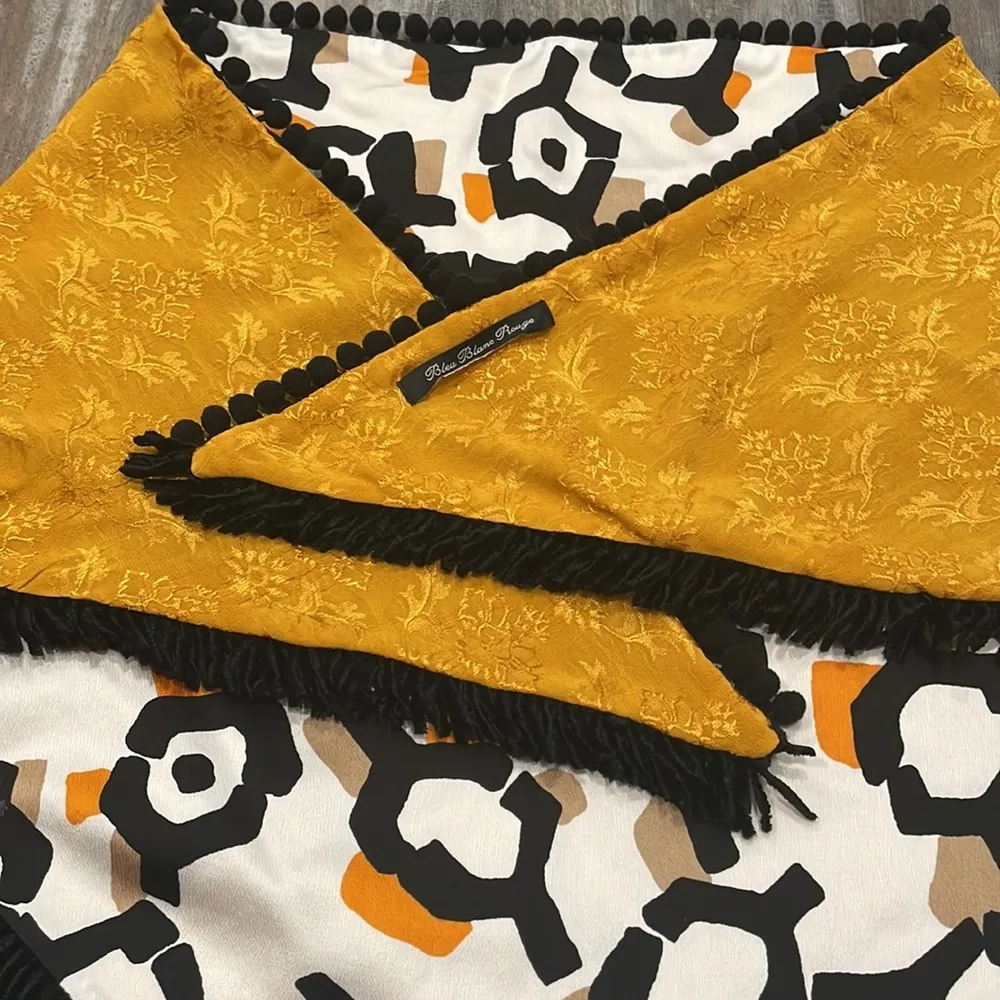 Bleu Blanc Rouge reversible triangle scarf Gold - Image 7