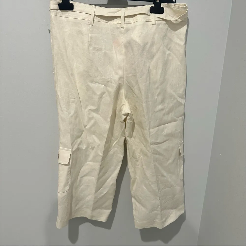 NWT Cynthia Steffe Linen Capri Length Cargo Pants - size 8 - Image 5