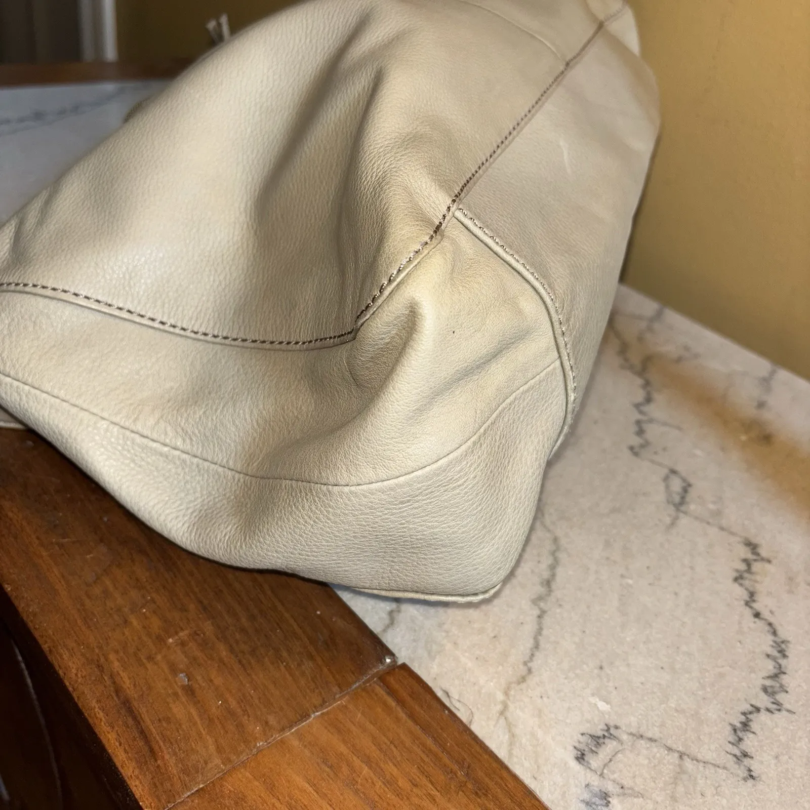 Hobo Leather Zip Top‎ Shoulder Bag Purse Beige Fringe Zipper Pull Tan - Image 9