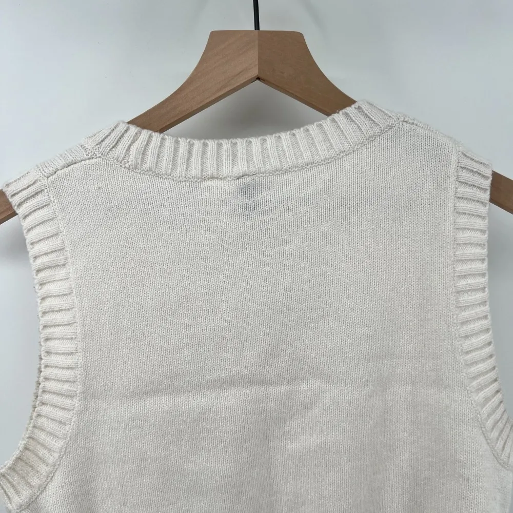 H&M‎ Divided Women S Cropped Sleeveless Sweater Vest White Cream Acrylic Spring - Image 4