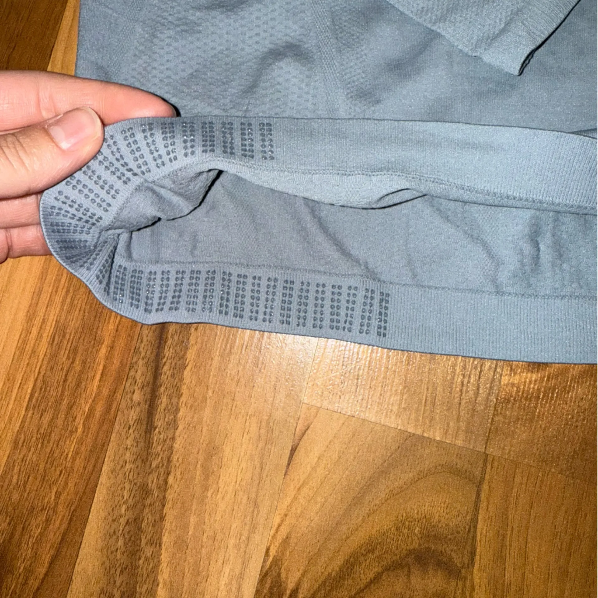 Athleta 54023 long sleeve grey under layer top size large compression workout‎ - Image 2