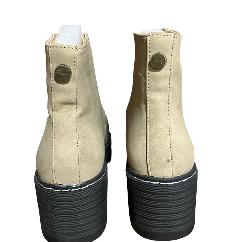 Seven7 tan booties size 9 NIB - Image 2