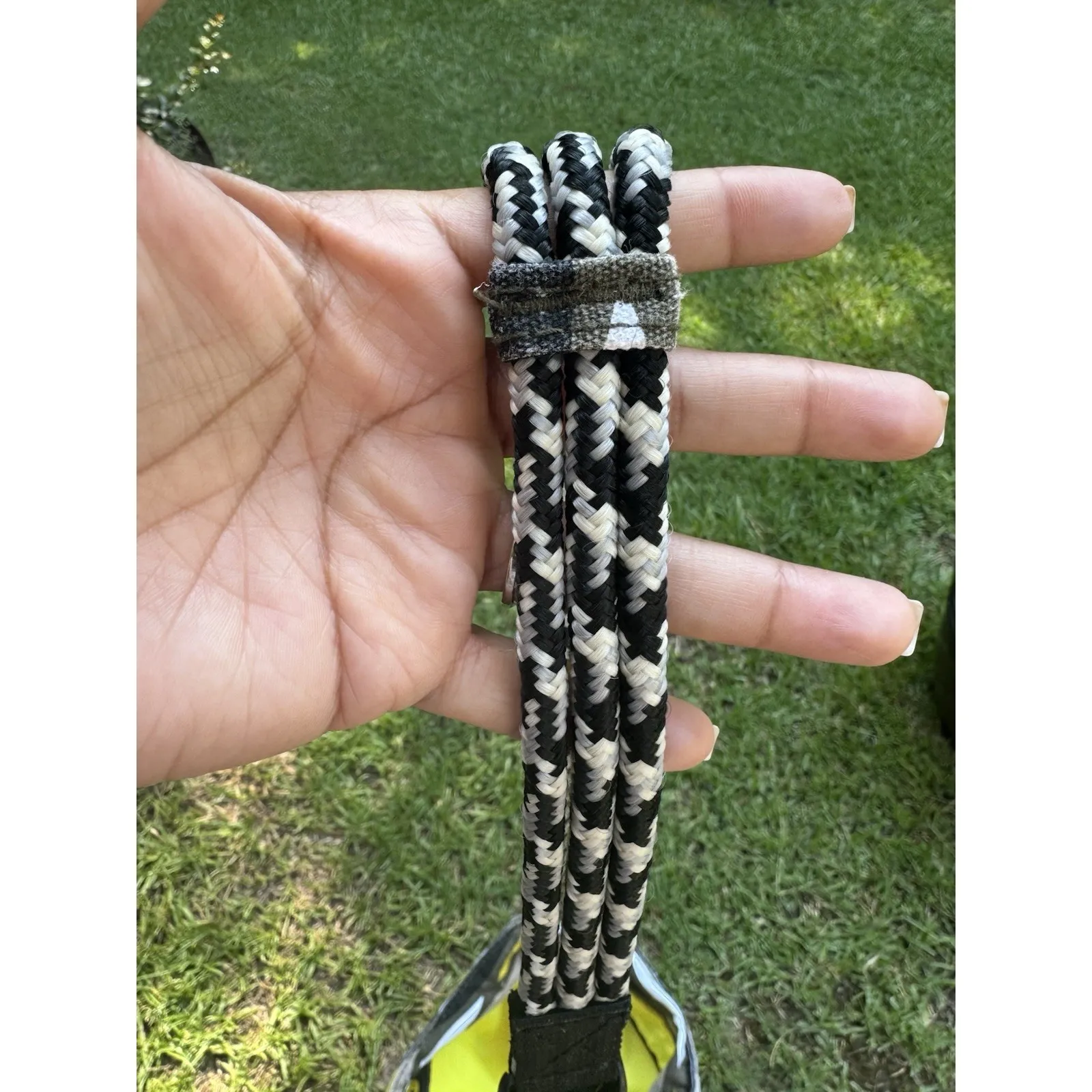 Kavu Crossbody Bag Purse Adjustable Strap Compact Hipster Bag Cotton Canvas - Image 6