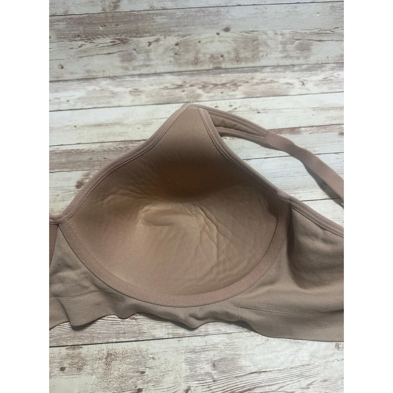 Lands' End Wireless Bra Women's Size 36D Neutral Beige No Wire - Image 4