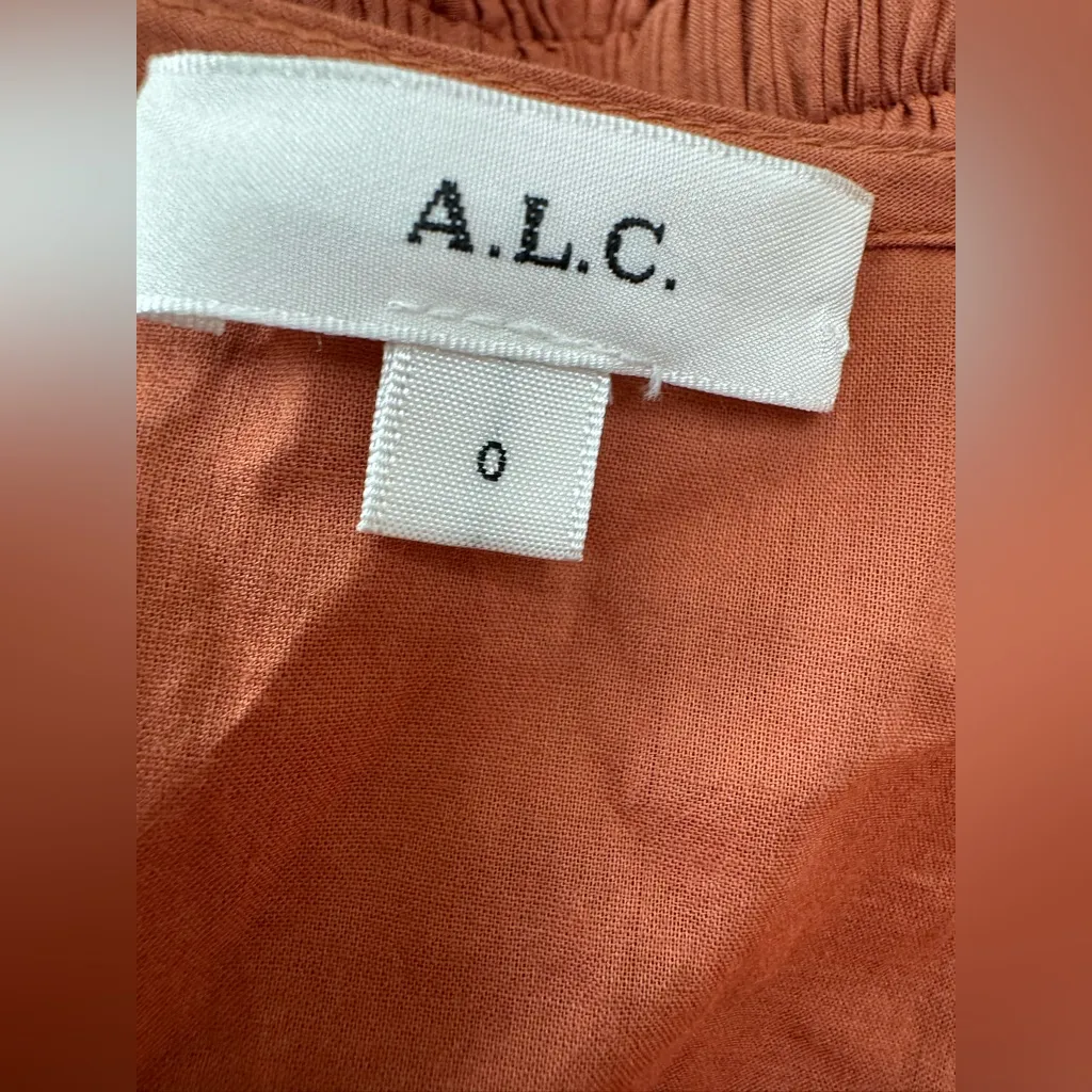 A.L.C. Luna Shirred V Neck Cotton Top in Armagnal Dusty Coral size 0 $295 - Image 12
