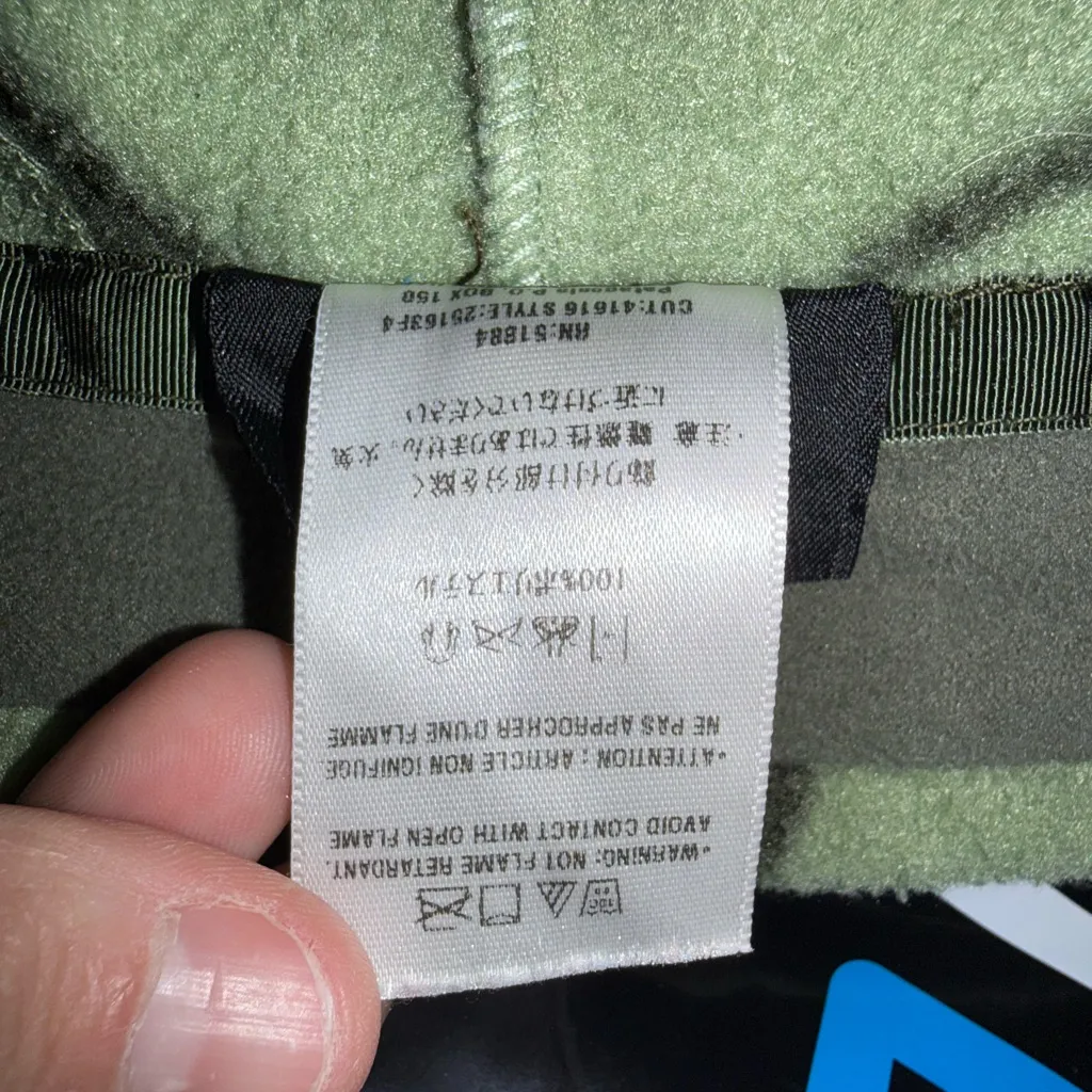 Patagonia Women’s Synchilla Fleece Vest Green Floral Print - Image 7