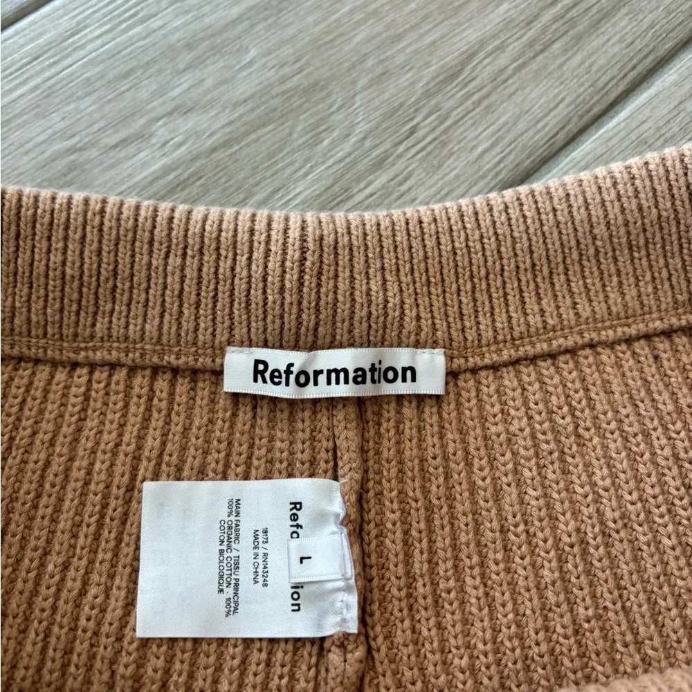 reformation shorts - Image 2