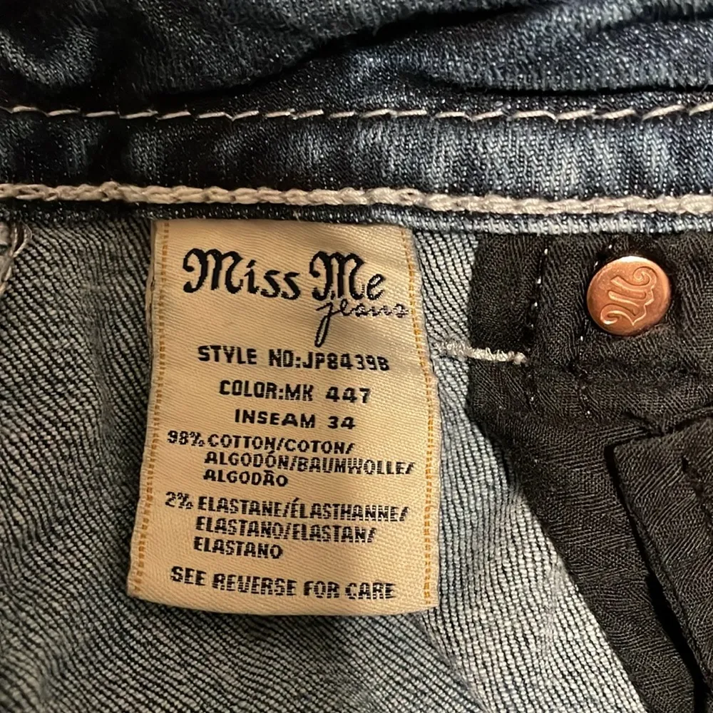 Miss Me signature boot jeans Sz 27 - Image 4