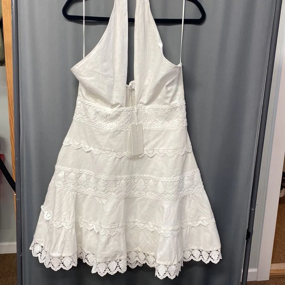 Endless Rose
Halter Neck Lace Trim Dress size Large (b27.12) - Image 4