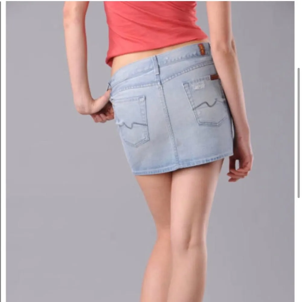 7 for all Mankind Roxanne Mini Skirt Dark Wash 28 - Image 3