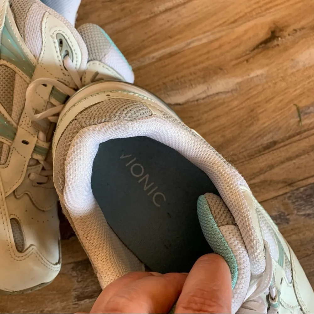 VIONIC leather Walkers White Sz 7.5 Women Orthopedic Comfort Sneakers - Image 6