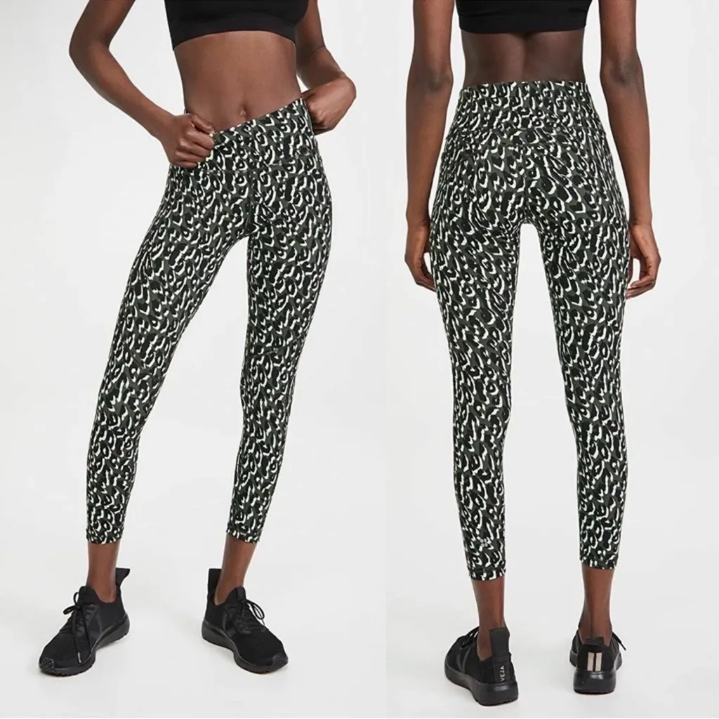 Sweaty Betty High Rise Leggings Green Leopard Print Power Workout Size Large - Image 2