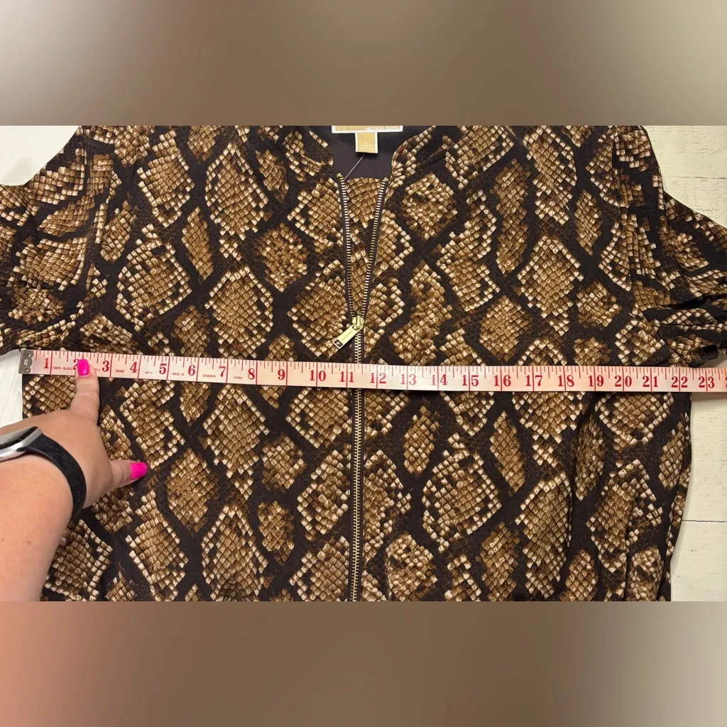 Michael Kors Snake Print  Zip Up Bomber Jacket Womens Size Large New Lightweight - Image 3