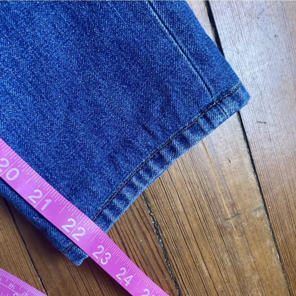 Reformation Straight Leg Button-fly Crop Jean 25 - Image 6