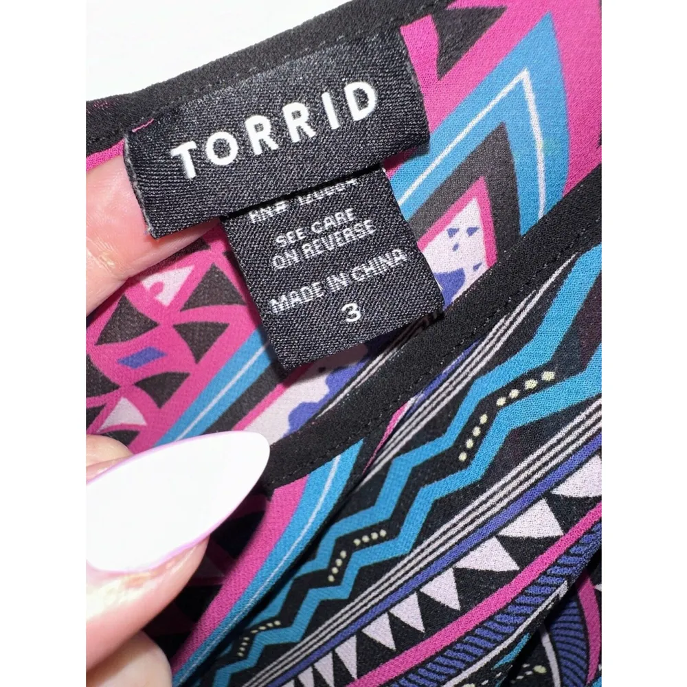 Torrid Womens Strappy Back Sheer Blouse Size 3X Magenta Southwest Short Sleeve - Image 6