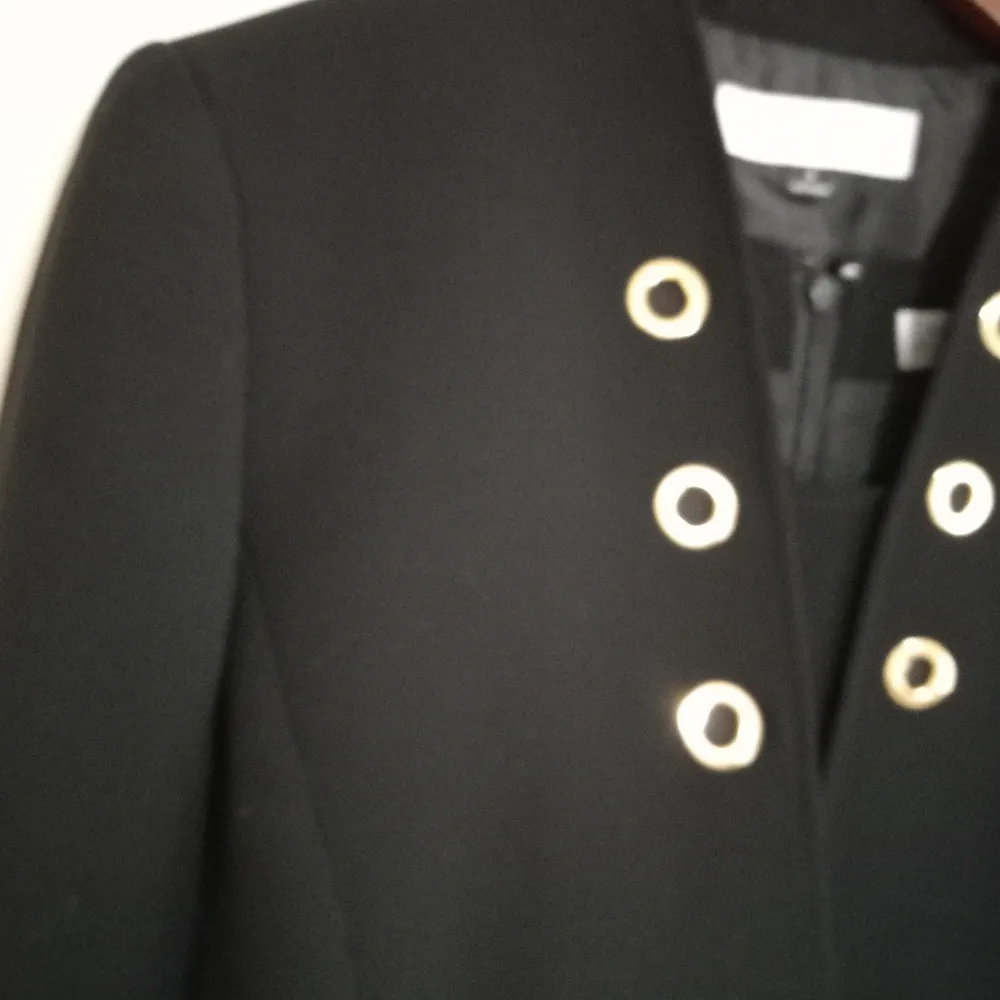 Tahari 8 Suit Gold Grommet Detail Sheath Dress With Matching Jacket - Image 14