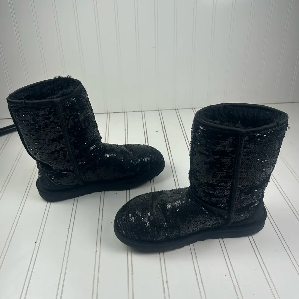 UGG Classic Short Chunky Sequin Black Boots Women’s Size 6 - Image 7