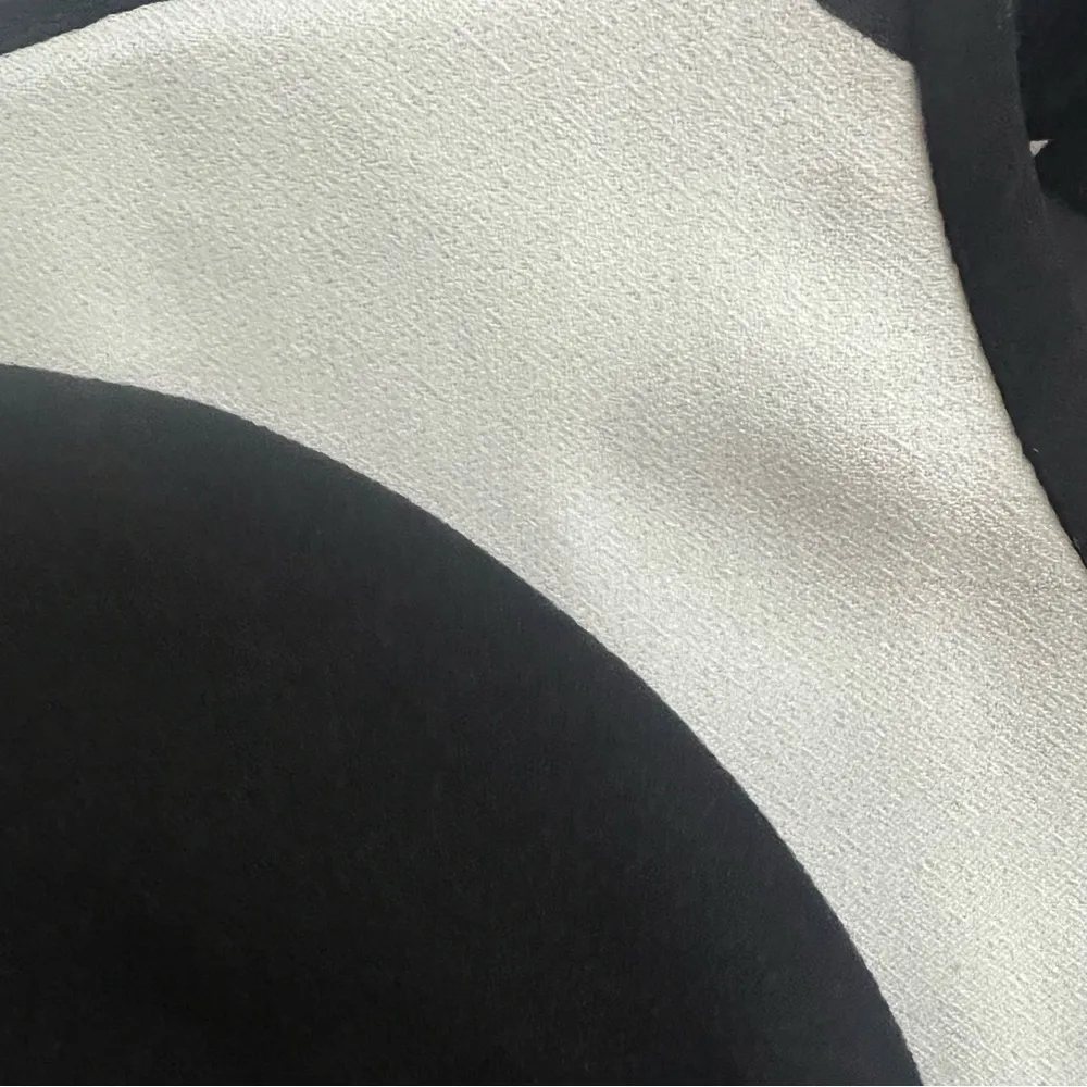 MAX MARA
Rete printed cady dress, Black and White Abstract Print, Size 2 - Image 6