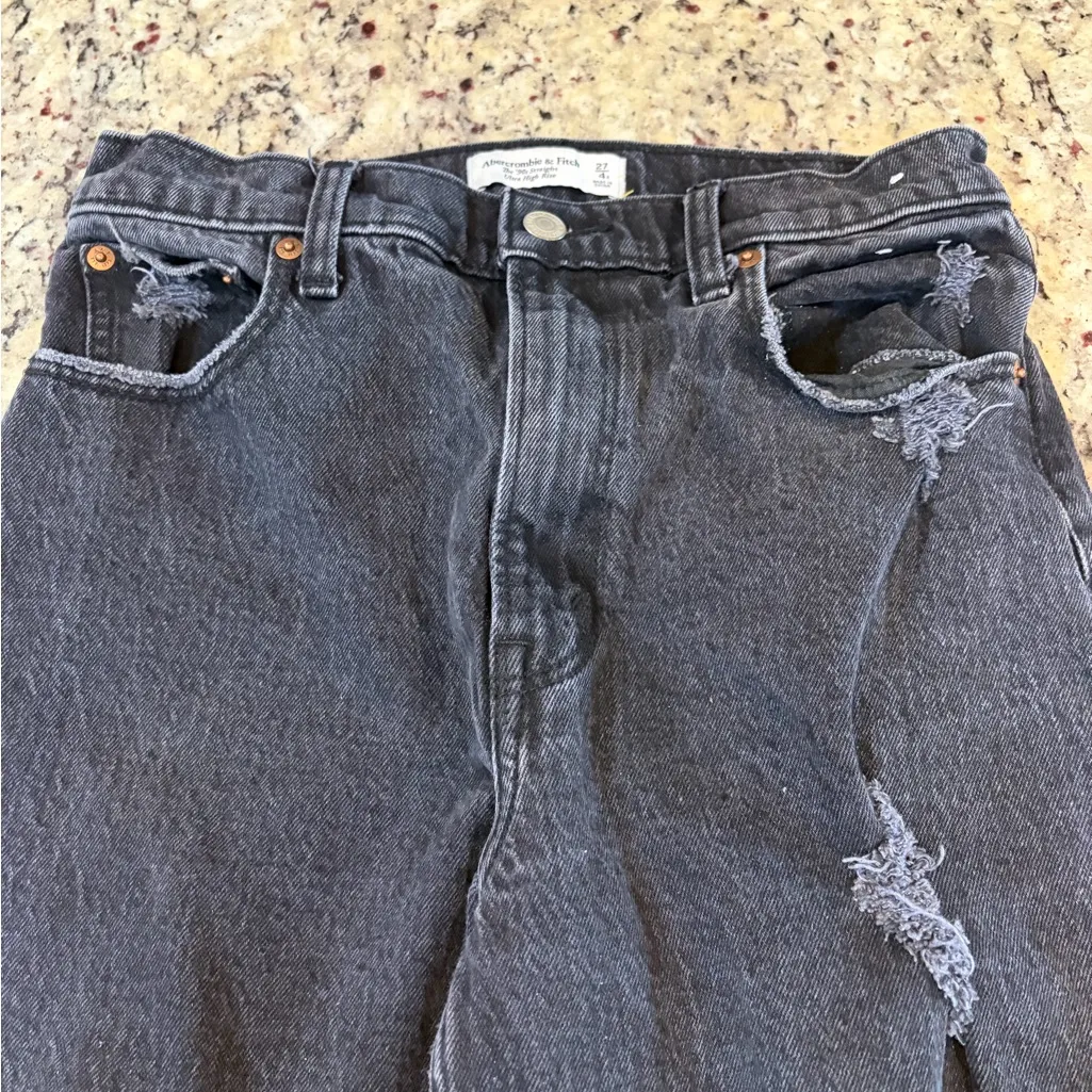 Abercrombie & Fitch Black The 90s Straight Leg Jeans Ultra High Rise - Image 4