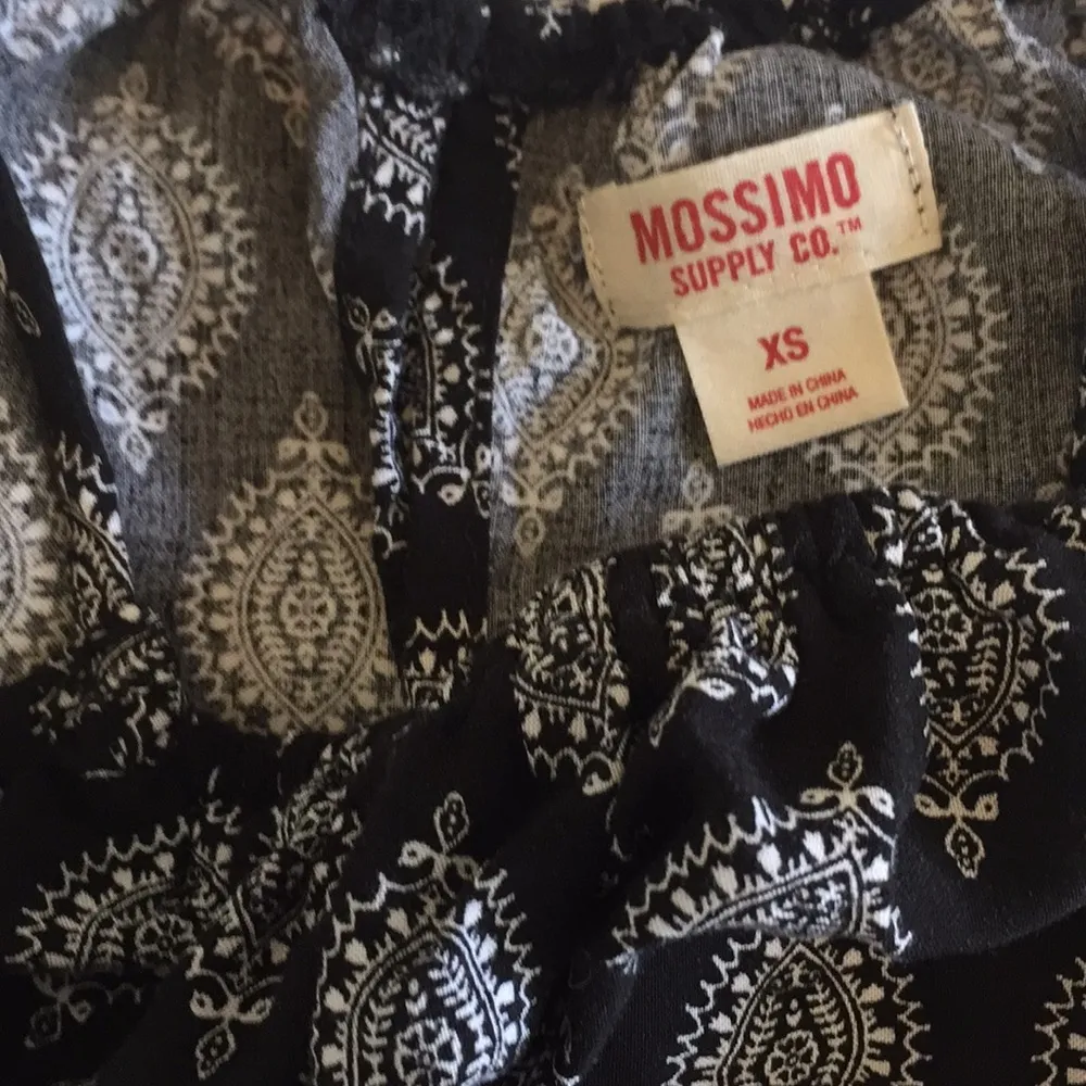 Mossimo romper Size XS - Image 4