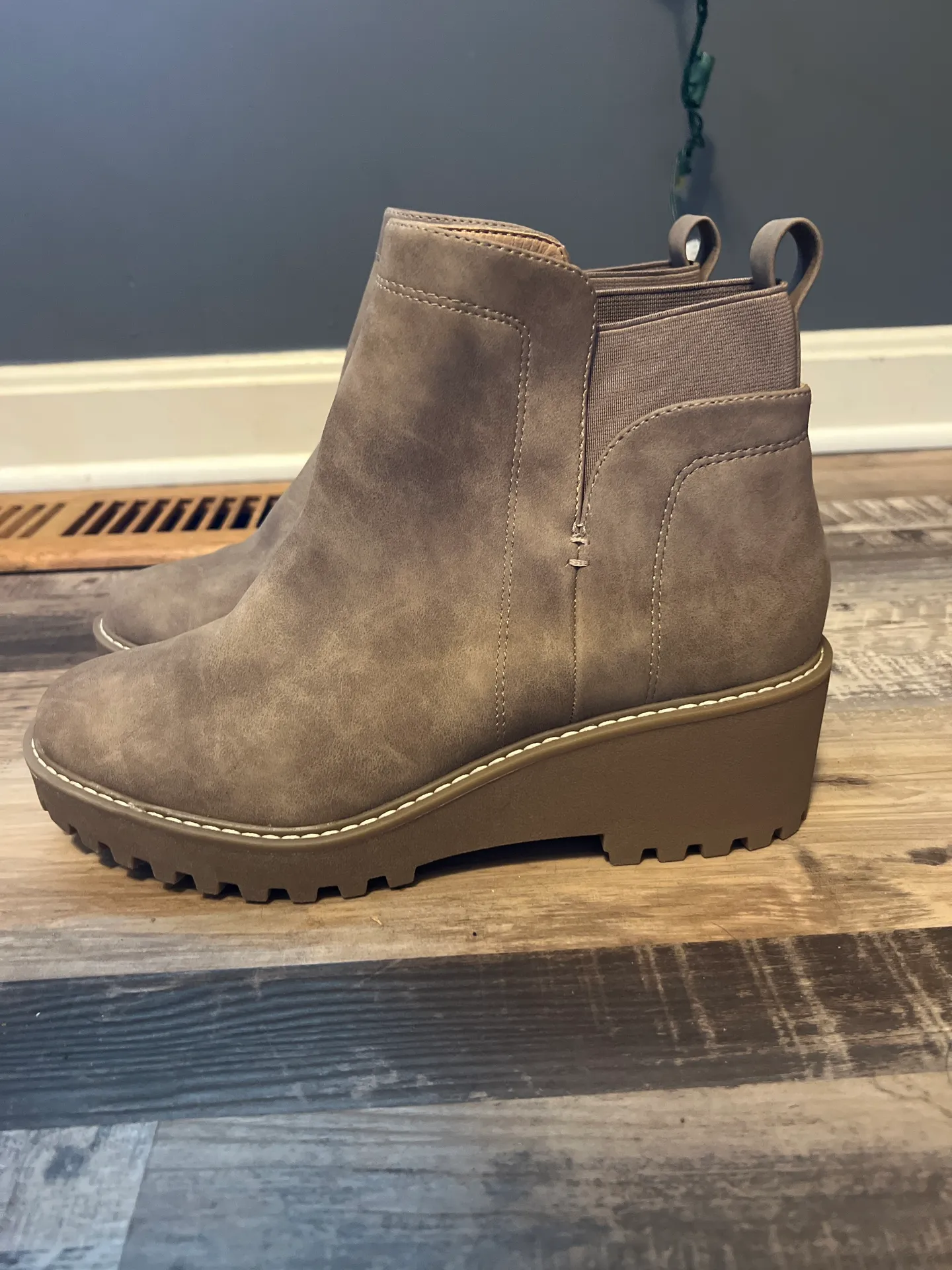 DV by Dolce Vit ankle boots - Image 2