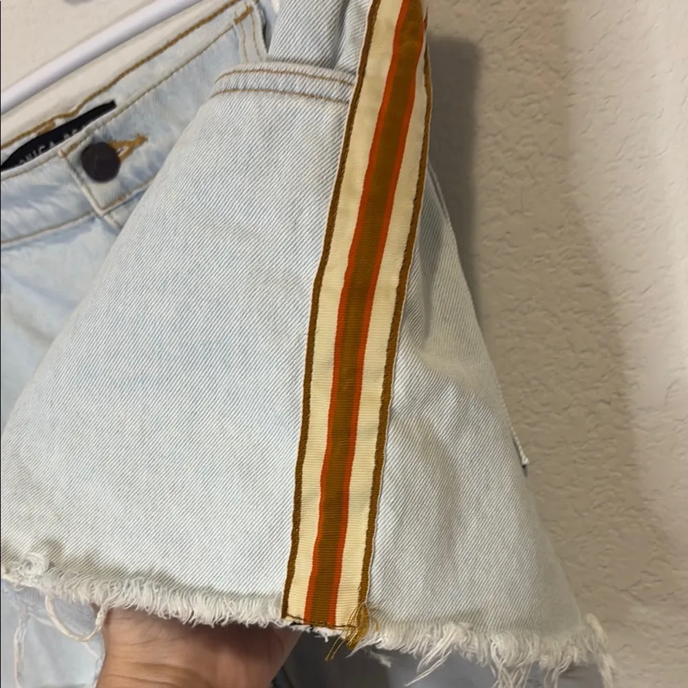 Veronica Beard Distressed Light Blue Jean Shorts with Stripe 9 inch Debbie - Image 4