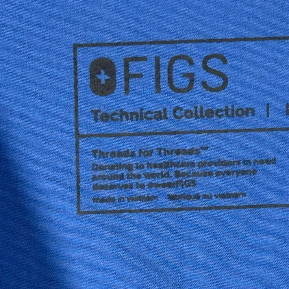 Women’s FIGS scrub top size large - Image 5