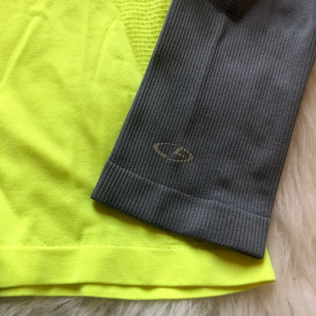 Champion Longsleeve Workout Tee - Image 5