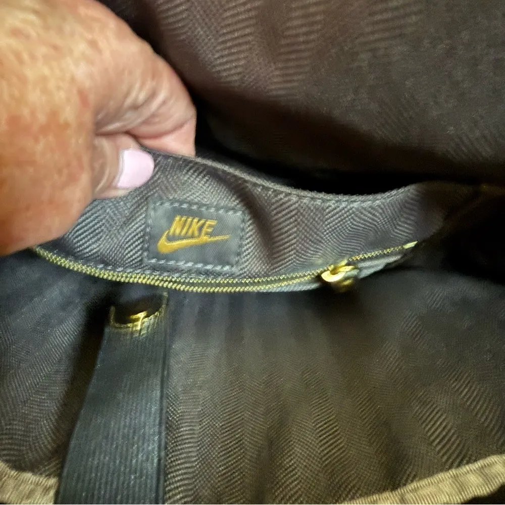 NIKE TOTE BAG Women's Vintage HERITAGE Vertical Leather BA2943 Silver Black - Image 9