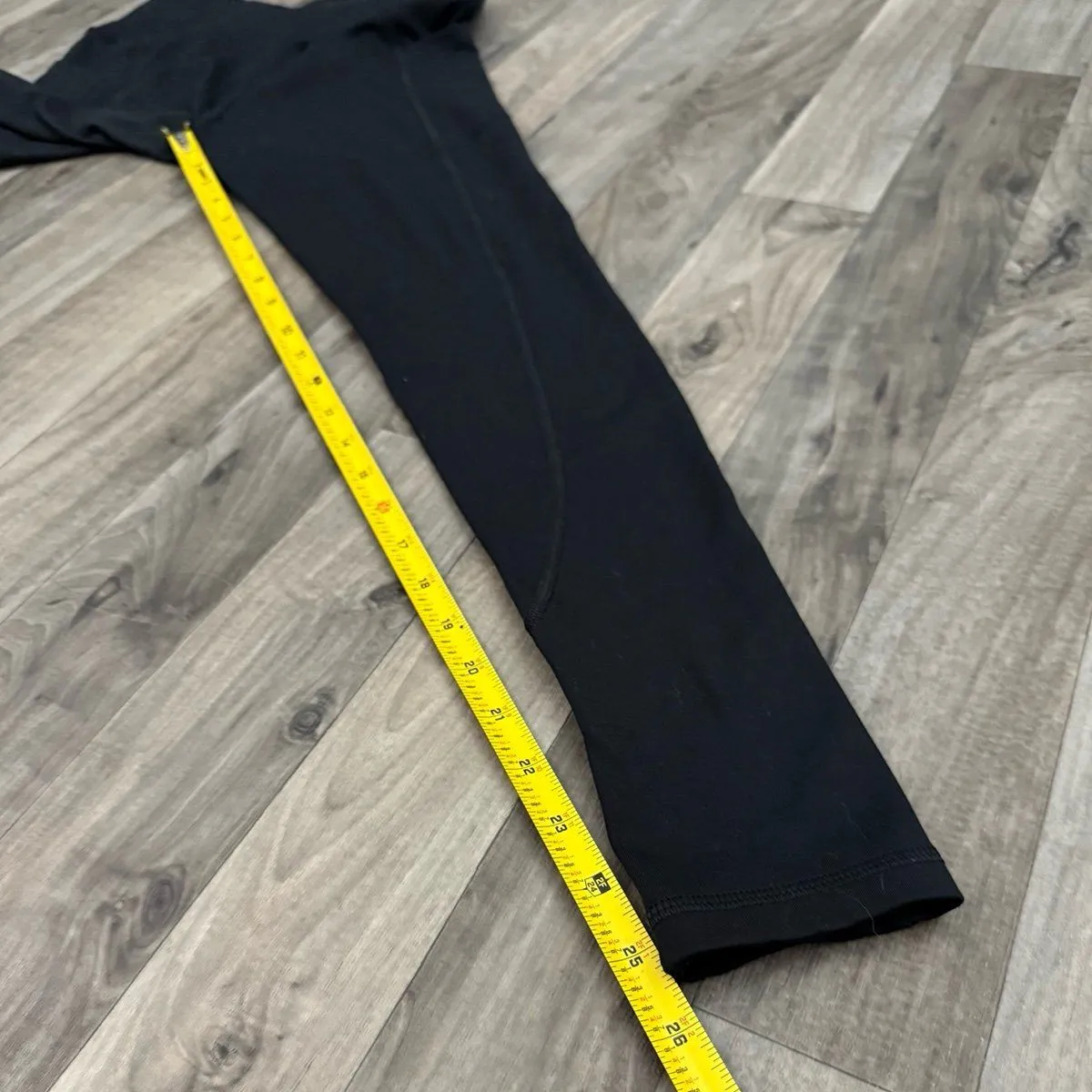 Victoria’s Secret Incredible Essential High Rise Leggings with pockets - Image 6