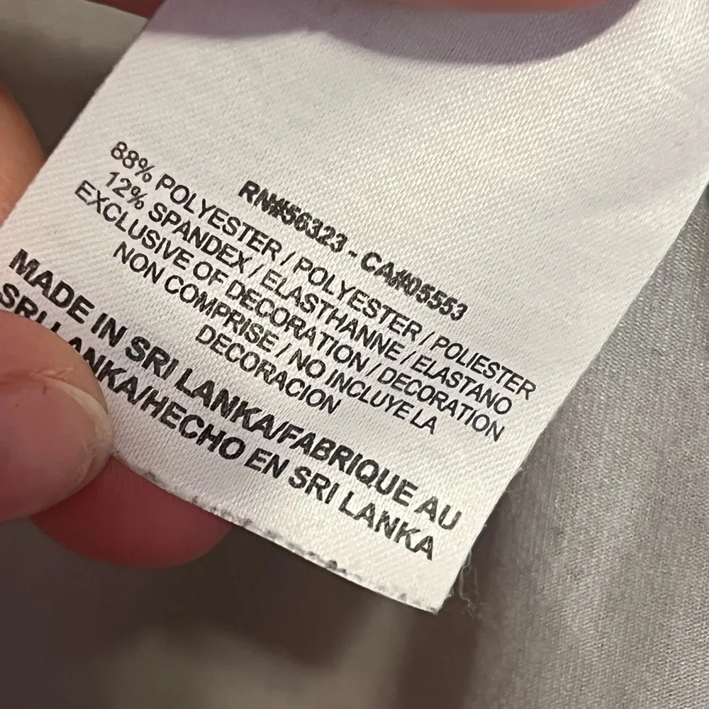 #16 NIKE • DRI FIT • BLACK/WHITE CHEVRON RACERBACK TANK - Image 6