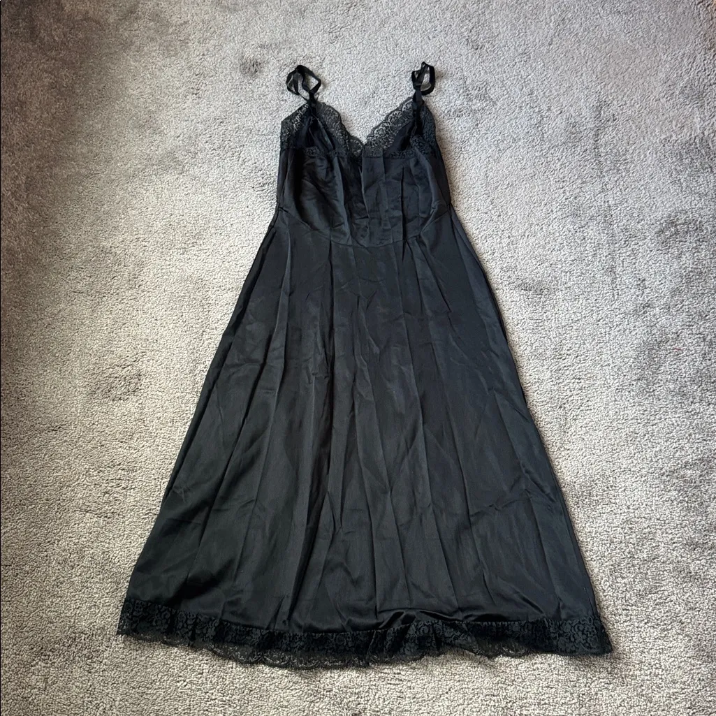 Seumprufe Black Satin Slip SIZE 32 - Image 5
