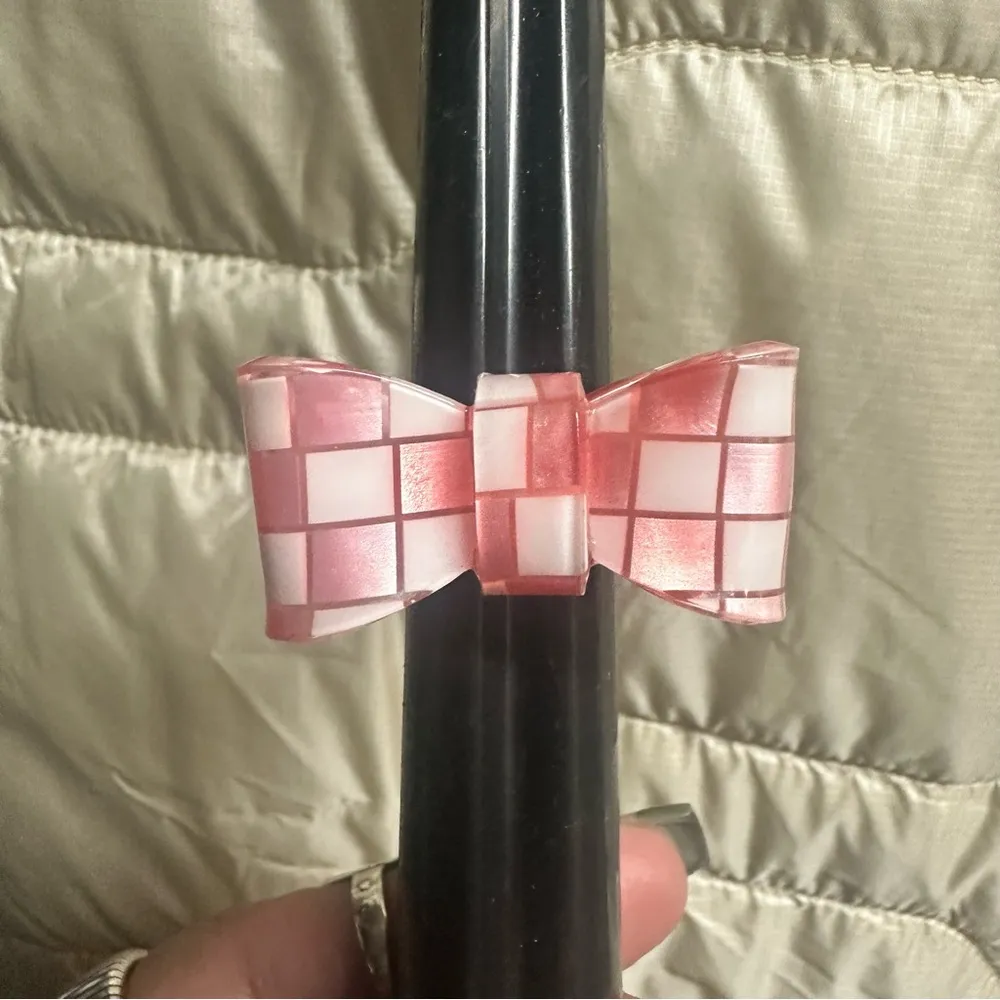 Pink Checkered Acrylic Bow Ring - Image 5