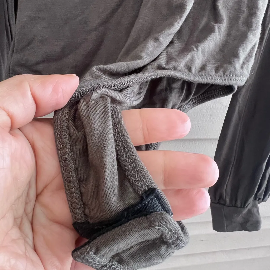 Lulus Basics Kaylene Olive Green V-Neck Balloon Sleeve Bodysuit - Image 9