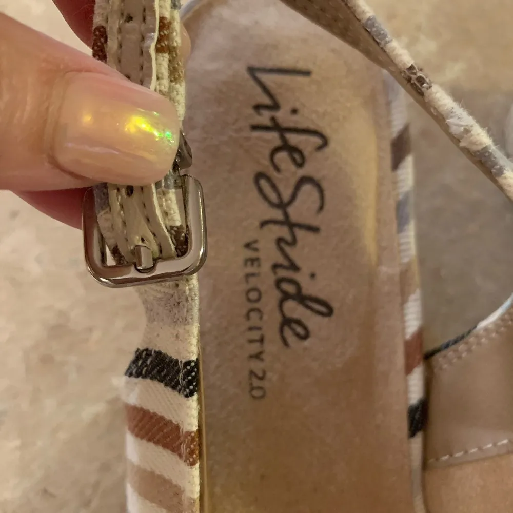 Life Stride  stripped velocity sandals - Image 2