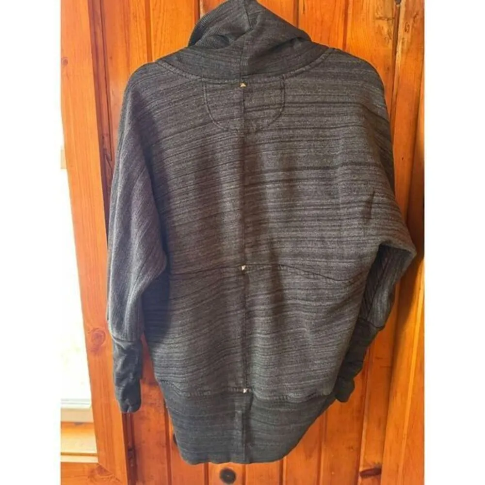 Wilfred Gray & Black Open Cardigan Batwing Sweater Textured Knit Size Large - Image 2