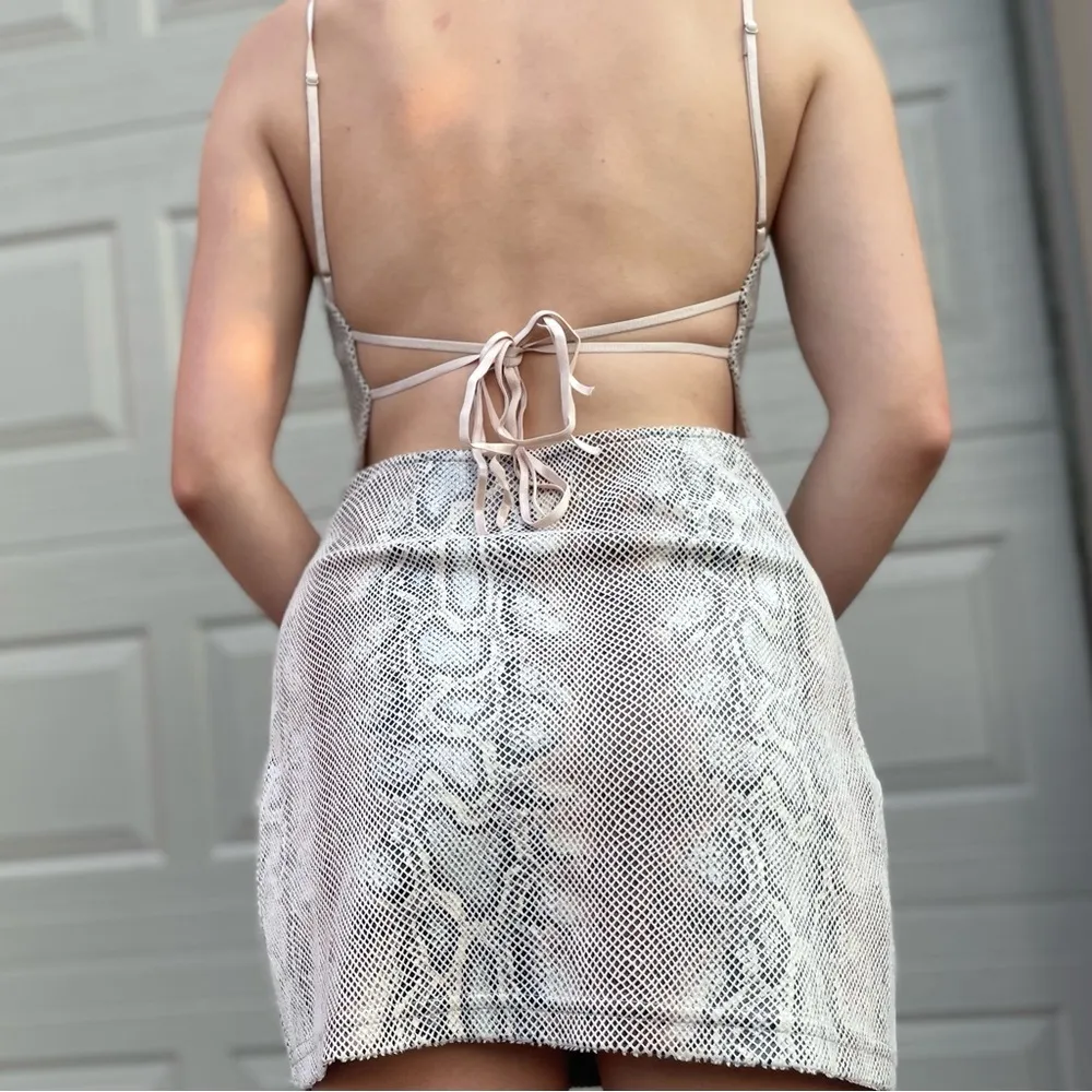 Urban Outfitters Snakeskin Open Back Mini Dress Small - Image 3