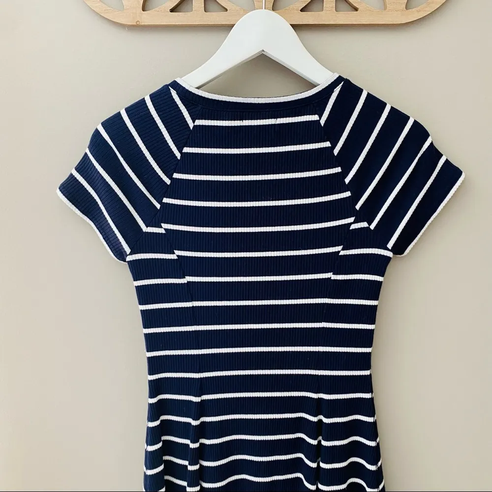 BDG by Urban Outfitters Fit & Flare Striped Short Sleeve Dress Blue Sz S… - Image 3