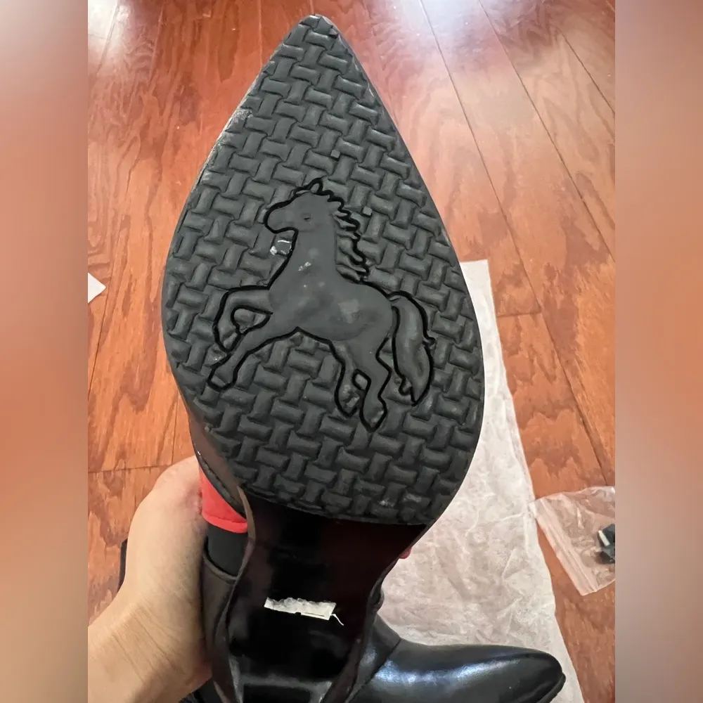 MISS EDDY Vintage Stylish Red and Black Women's Ankle Boots Size 7 - Image 6