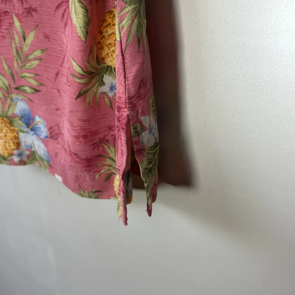 Tommy Bahama Pink Floral Button-Down Shirt 100% Silk - Image 6