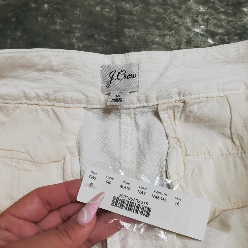 J.crew Cream Shorts - Image 3