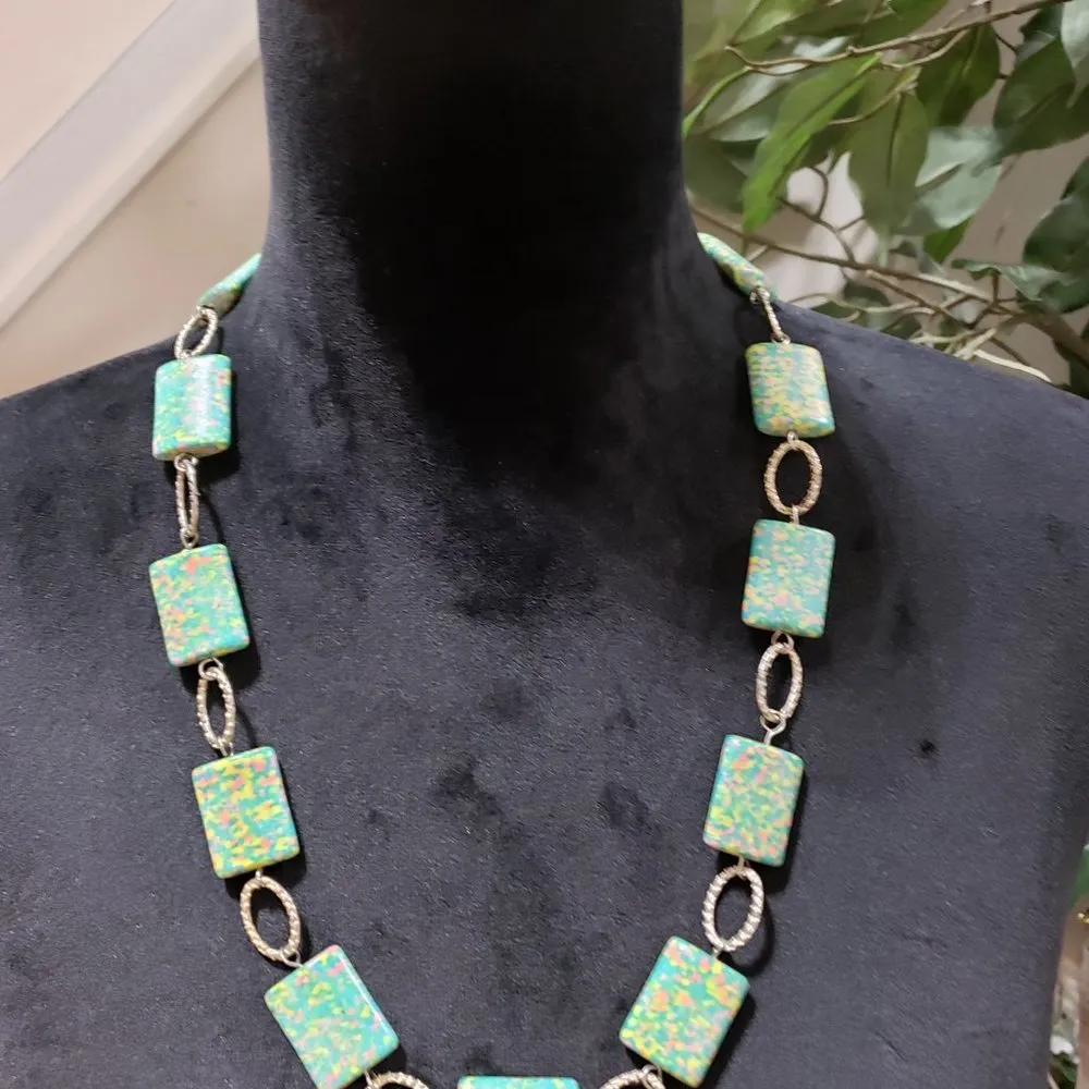 Vintage Coro Seafoam Green Confetti Moonglow Lucite & Gold Tone Choker Necklace - Image 2